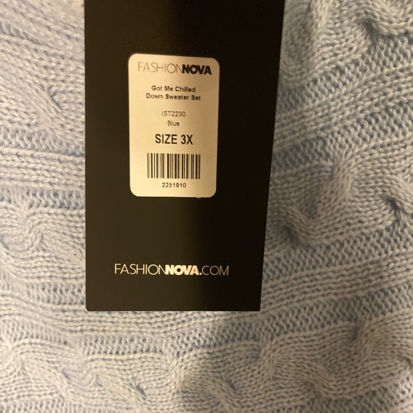 Pale Blue/Gray Fashion Nova Sweater ... Plus size 3X - Picture 6 of 7